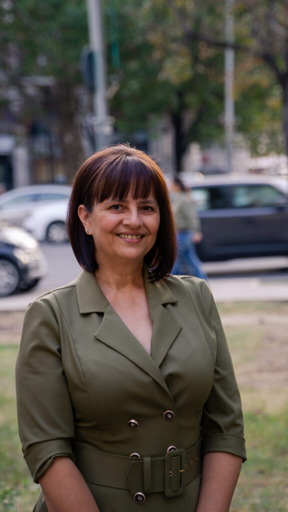 Simona Antonescu