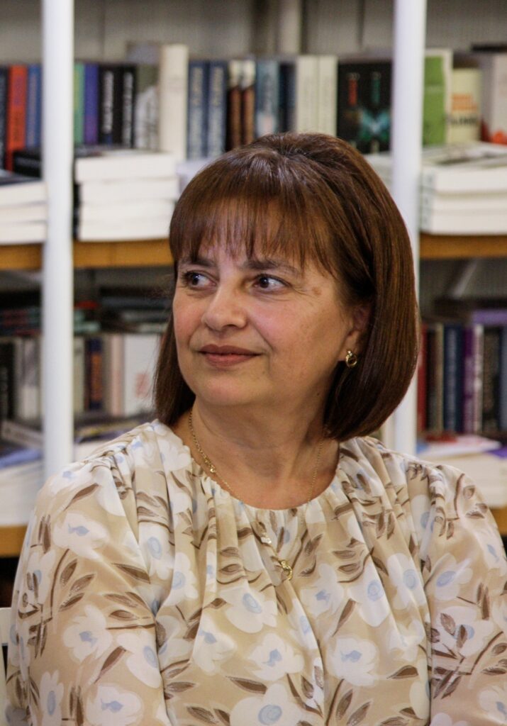 Simona Antonescu